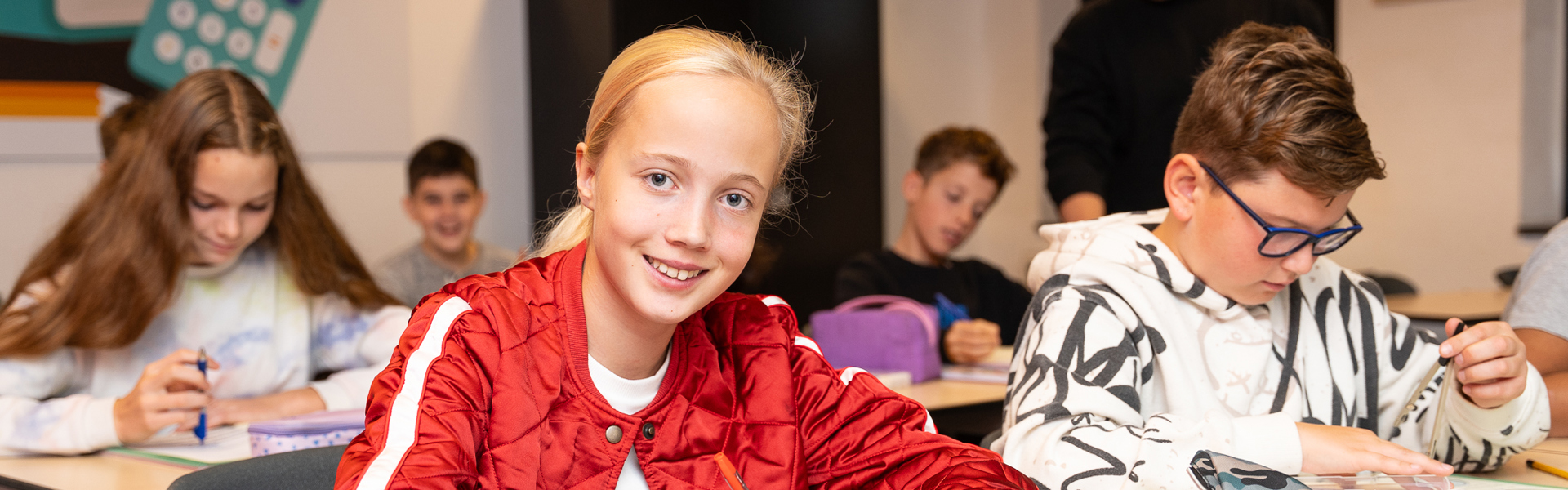 CENTRAAL EXAMENS, TOETSEN EN BEVORDERING